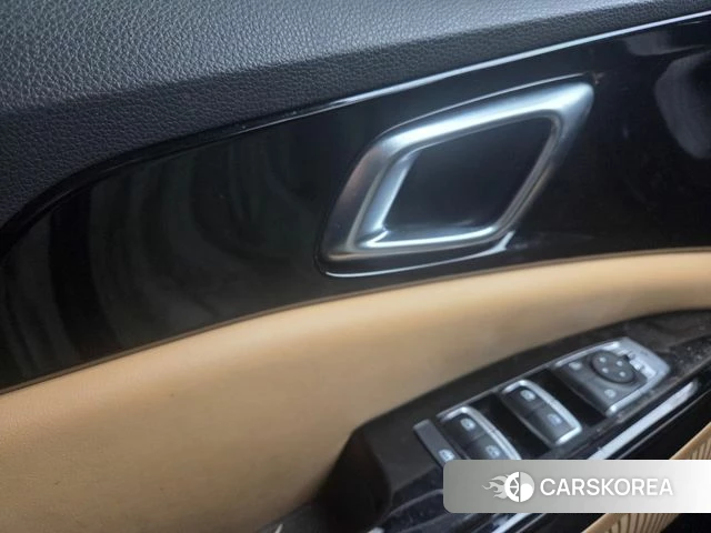 Kia Carnival 4th generation 2023 Белый из Кореи, фото 5