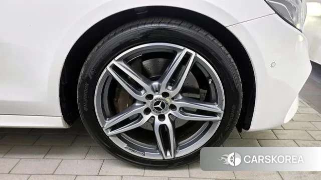 Mercedes-Benz E-Class W213 id 3713529 из Кореи 15