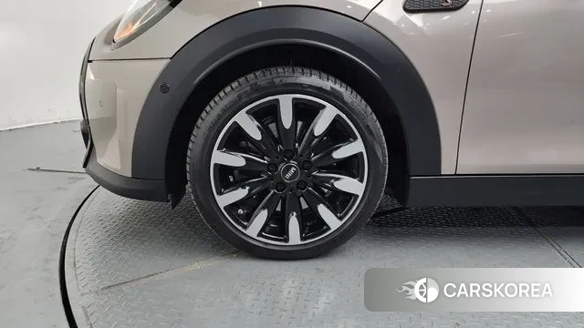 Mini Cooper S id 3280779 из Кореи 15