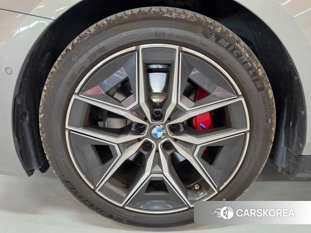 BMW 5 Series (G60) id 4392459 из Кореи 15