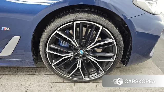 BMW 5 Series (G30) id 3577782 из Кореи 15