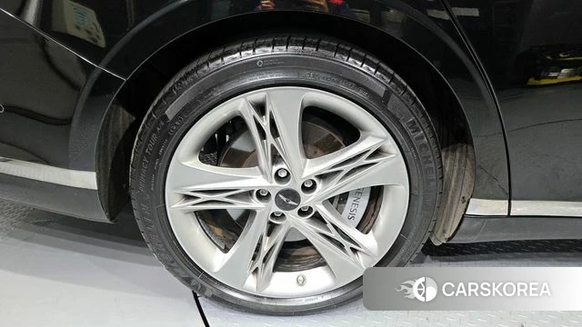 Genesis G90 (RS4) id 4231017 из Кореи 31