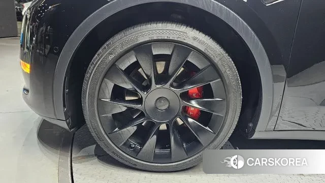 Tesla Model Y id 3023260 из Кореи 15