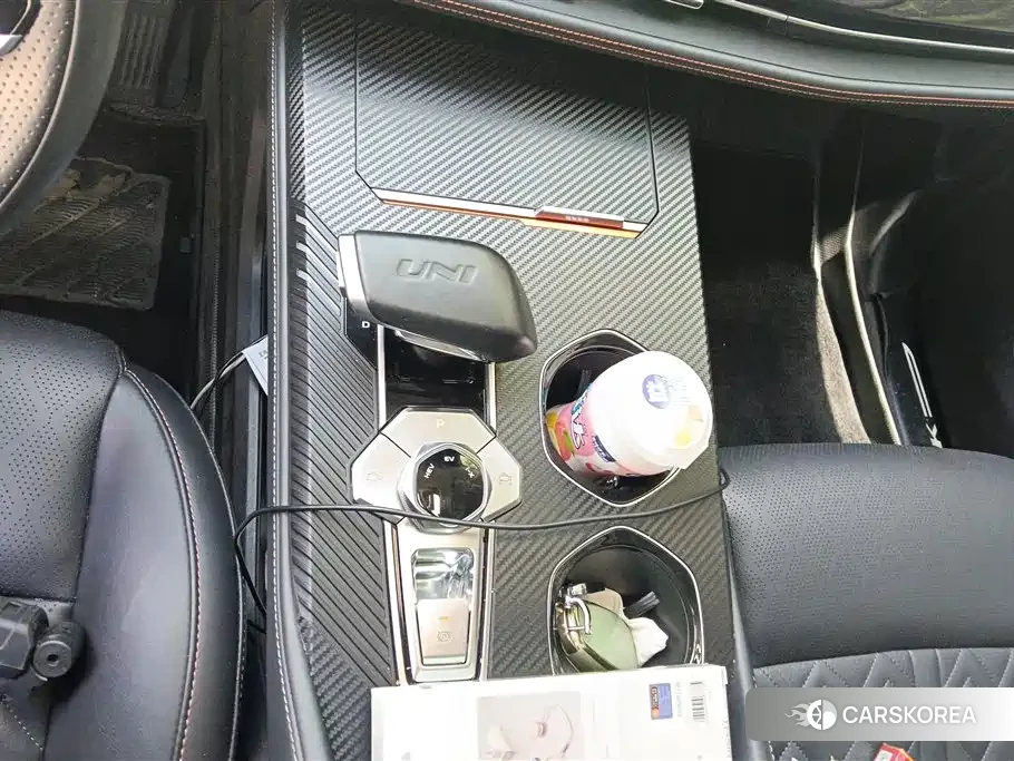 Chang'an Changan UNI-K Smart iDD id 4545988 из Китая 11
