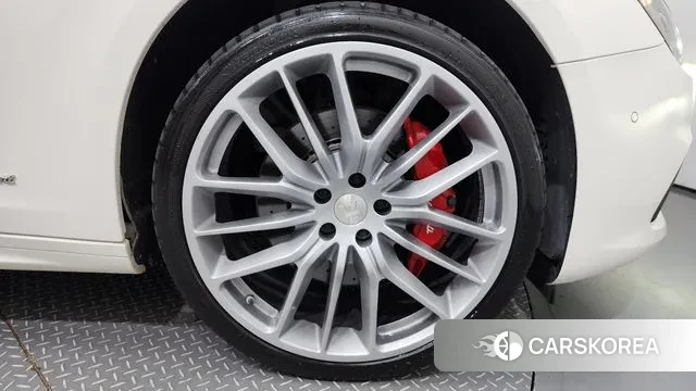 Maserati Ghibli id 2965763 из Кореи 15