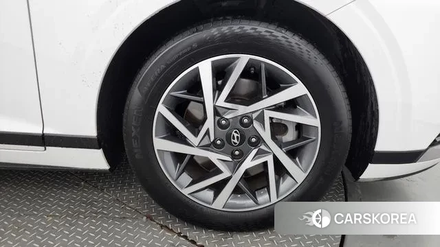 Hyundai Grandeur (GN7) id 3006934 из Кореи 15