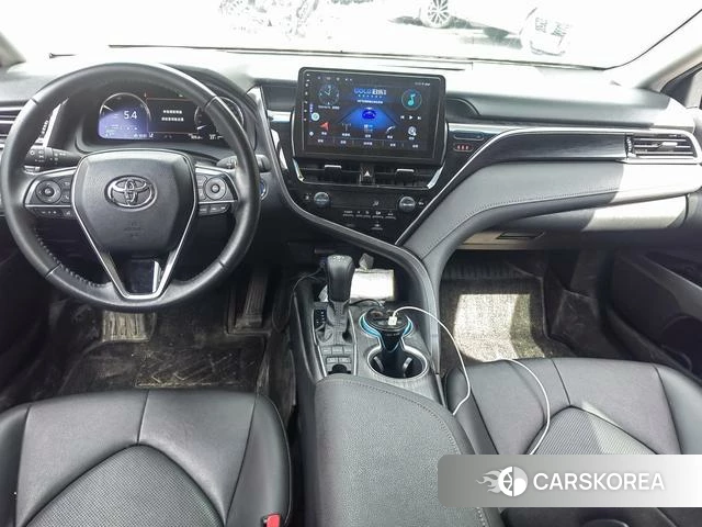 Toyota Camry 2022 Серебристо-серый из Китая, фото 6