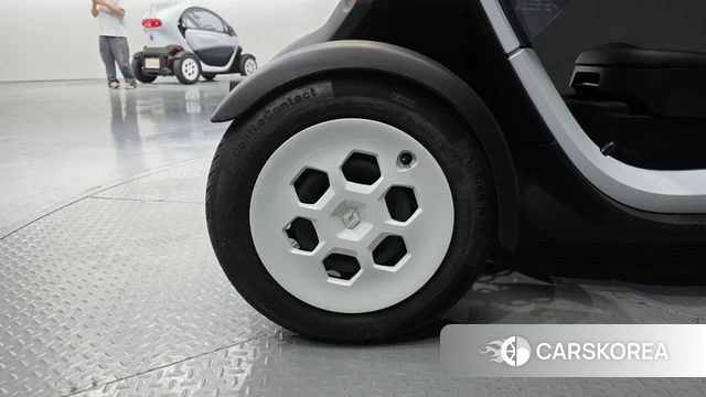 Renault Korea (Samsung) Twizy id 4736753 из Кореи 25