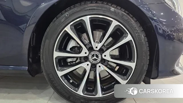 Mercedes-Benz E-Class W213 id 3474154 из Кореи 8