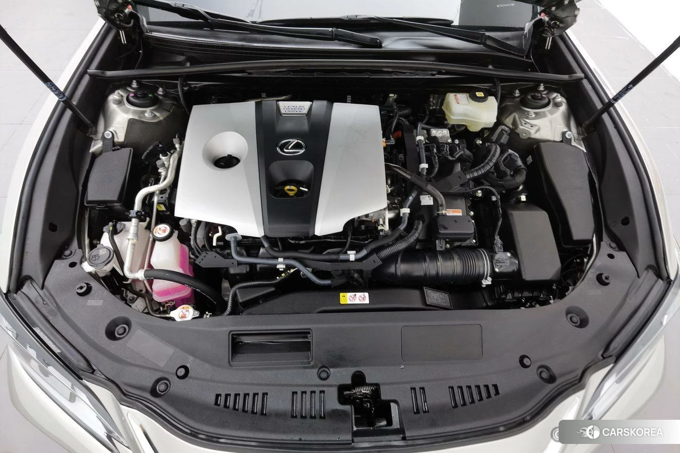 Lexus ES id 4479318 из Китая 19