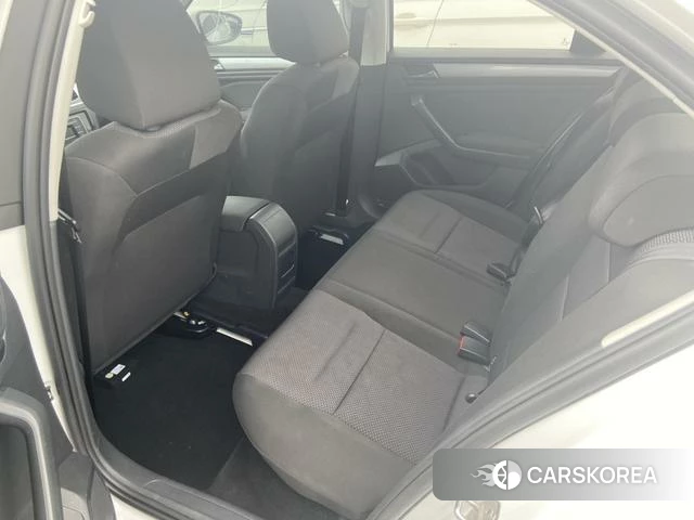 Volkswagen Bora id 4328859 из Китая 8