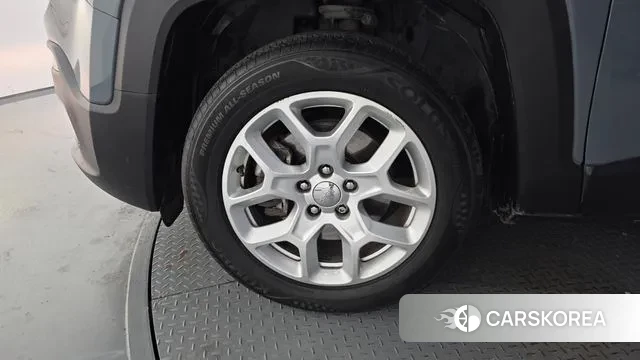 Jeep Renegade id 3612678 из Кореи 15