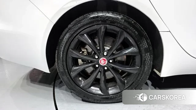 Jaguar XF (X260) id 3238774 из Кореи 15