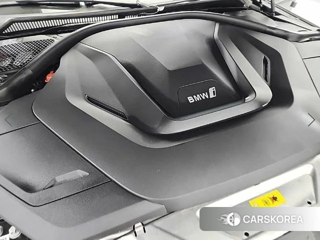 BMW i4 id 3890212 из Кореи 14