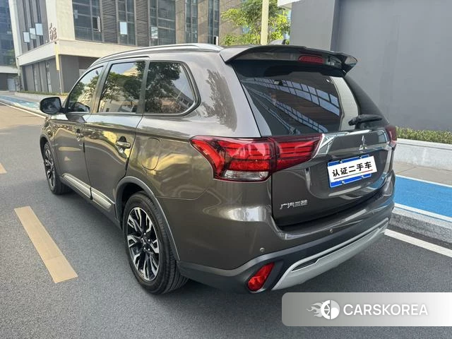 Mitsubishi  Outlander id 4227860 из Китая 15