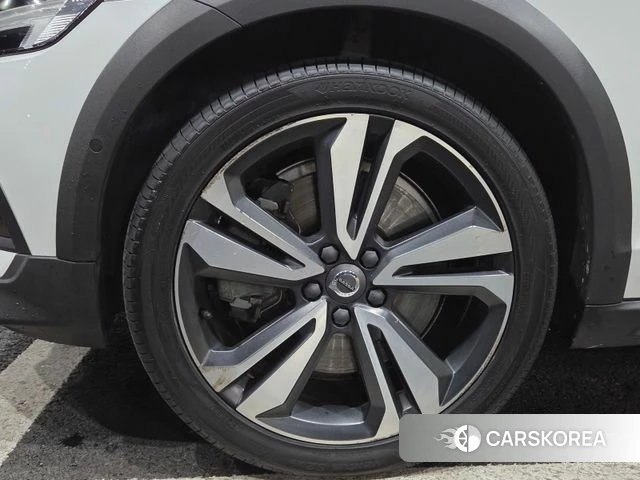 Volvo V60 Cross-Country 2nd Generation id 4416424 из Кореи 10