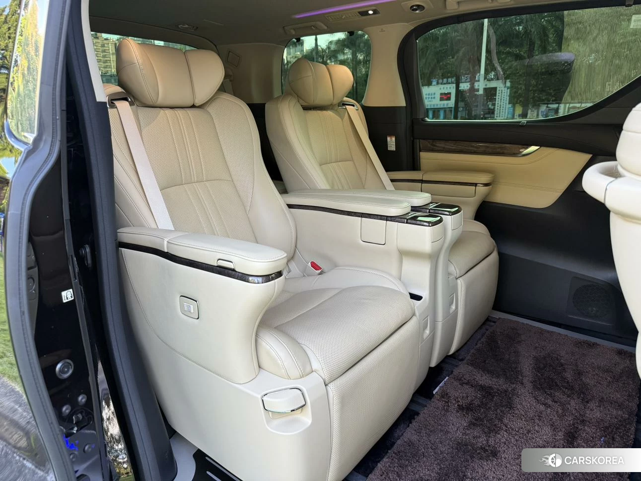 Toyota Elfa id 4487534 из Китая 11