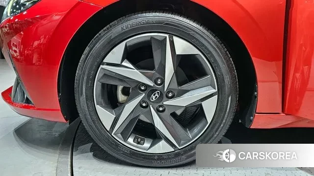 Hyundai Avante (CN7) id 3401470 из Кореи 15