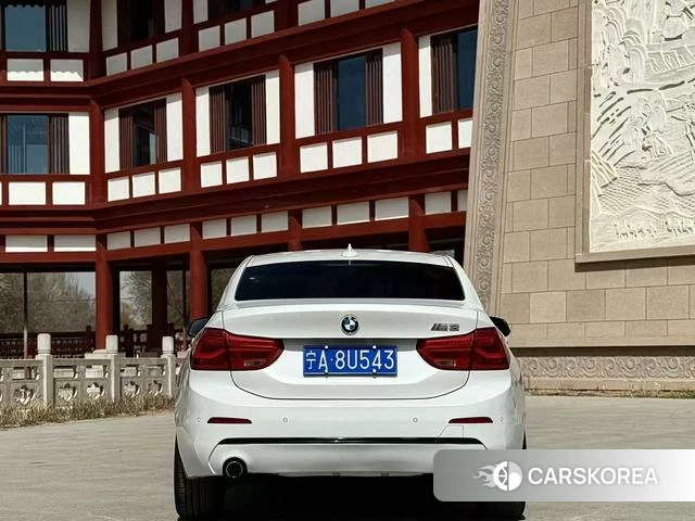 BMW 1 series 2018 Белый из Китая, фото 5