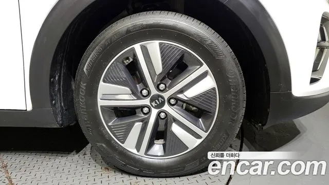 Kia The New Niro id 2705762 из Кореи 15