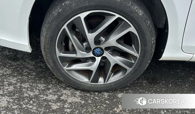 BYD Qin Yu id 4208472 из Китая 10
