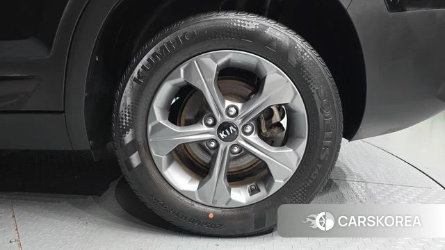 Kia Seltos id 4389901 из Кореи 27