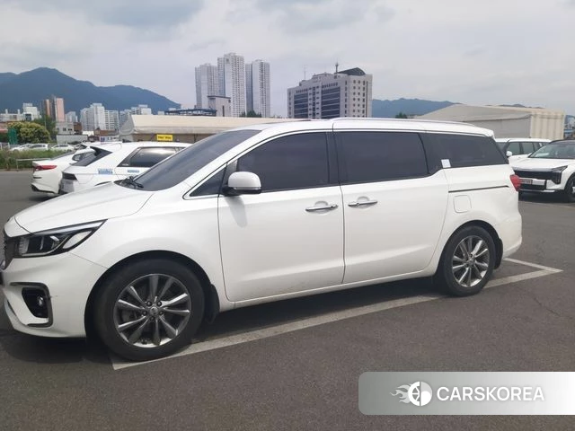 Kia The New Carnival id 4448067 из Кореи 15