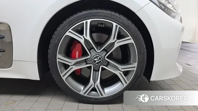 Kia Stinger id 3439657 из Кореи 15