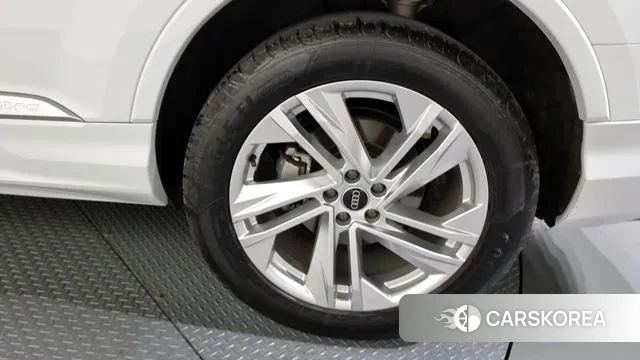 Audi Q7 (4M) id 2925695 из Кореи 15