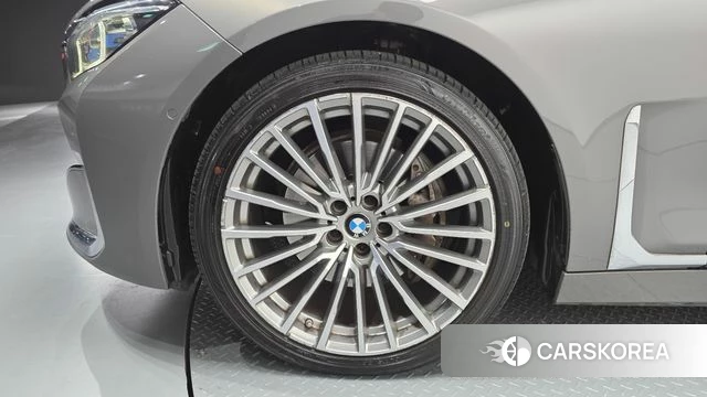 BMW 7 Series (G11) id 3839628 из Кореи 15