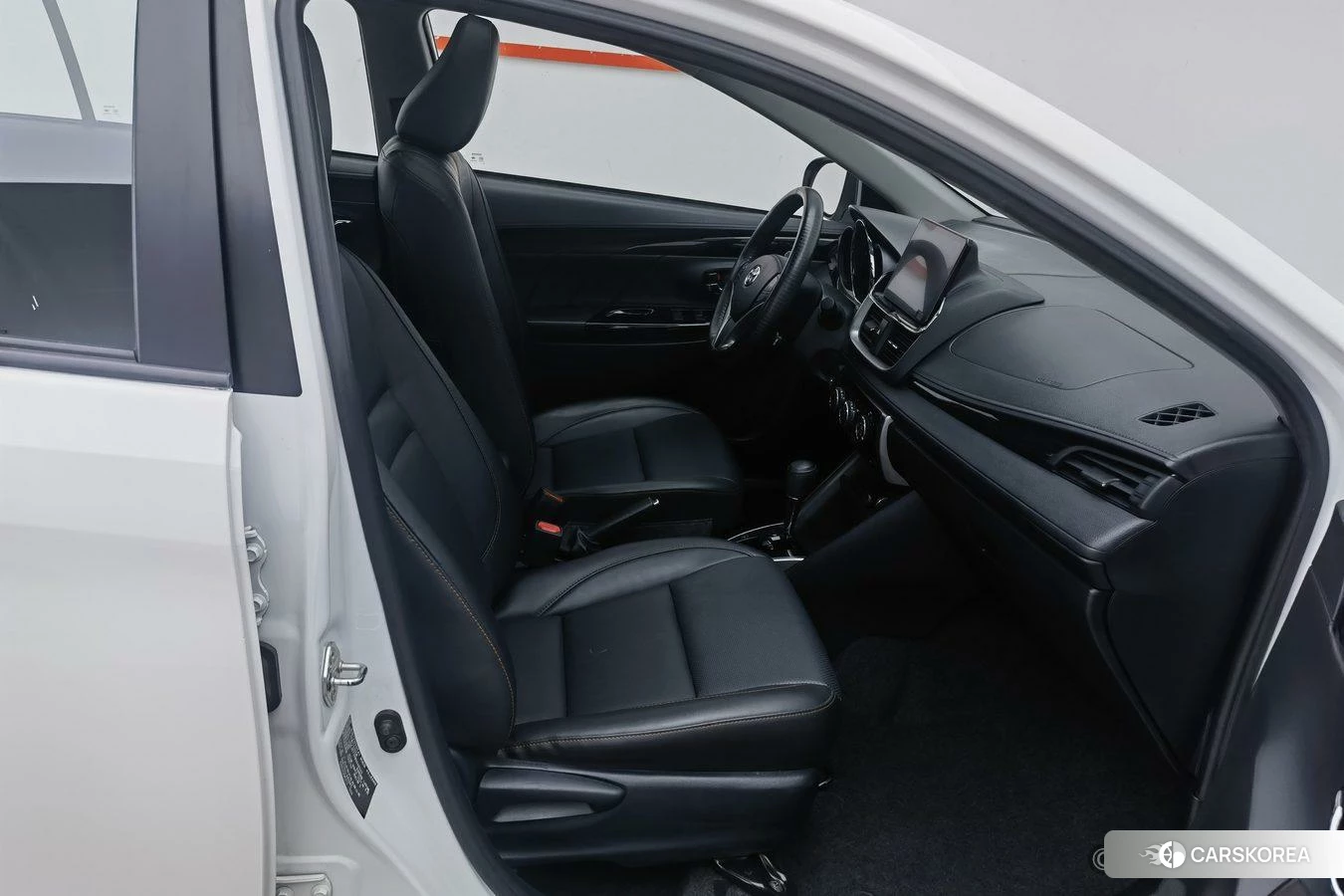 Toyota YARIS L Zhixuan id 4455607 из Китая 19