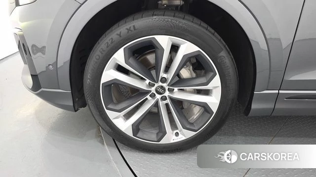 Audi Q8 (4M) id 4578754 из Кореи 15