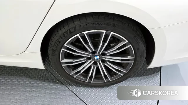 BMW 3 Series (G20) id 3427817 из Кореи 15