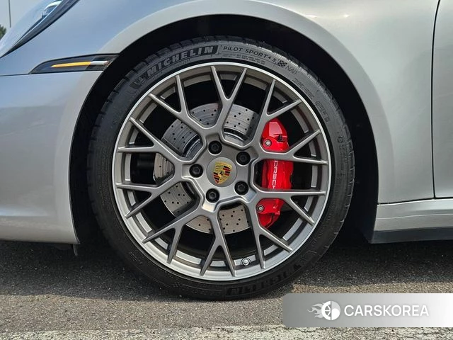 Porsche 911(992) id 3853125 из Кореи 15