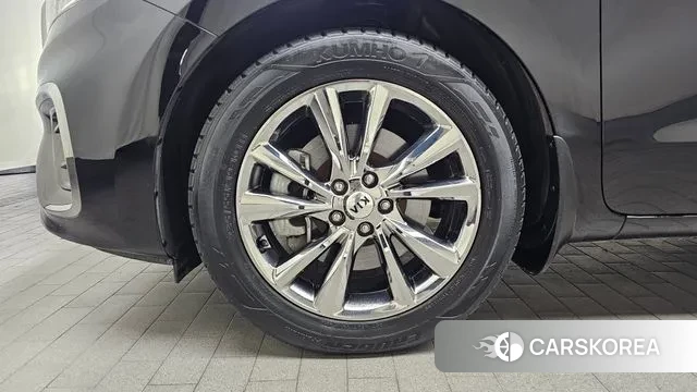 Kia The New Carnival id 3480054 из Кореи 15