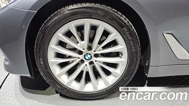 BMW 5 Series (G30) id 2716769 из Кореи 15