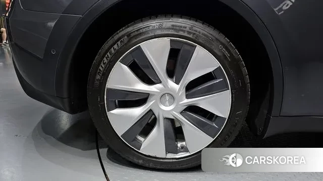 Tesla Model Y id 3094505 из Кореи 15