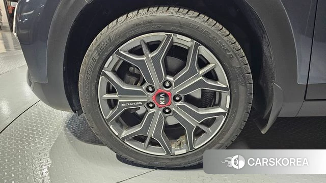 Kia Seltos id 4250892 из Кореи 28