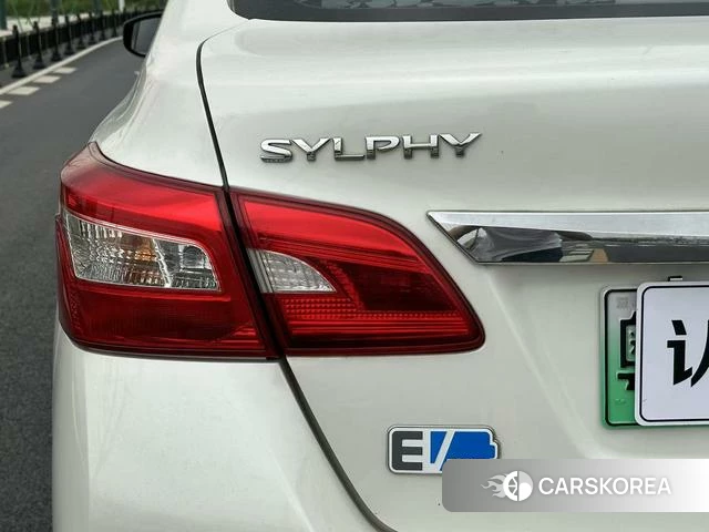 Nissan Sylphy Pure Electric id 4220632 из Китая 15