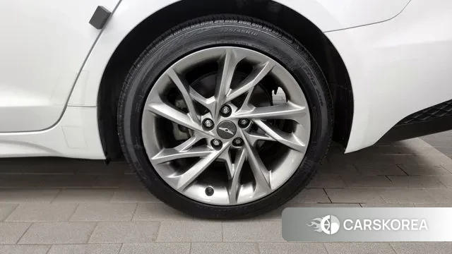 Genesis The New G70 id 2964989 из Кореи 15