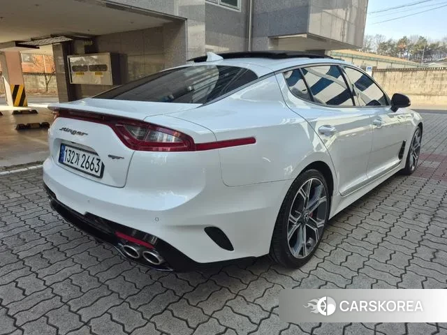 Kia Stinger id 3583120 из Кореи 15