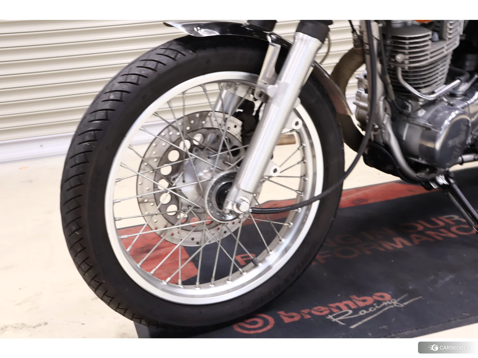 Проданный Yamaha SR 400 id 4379861 из Японии, фото 10