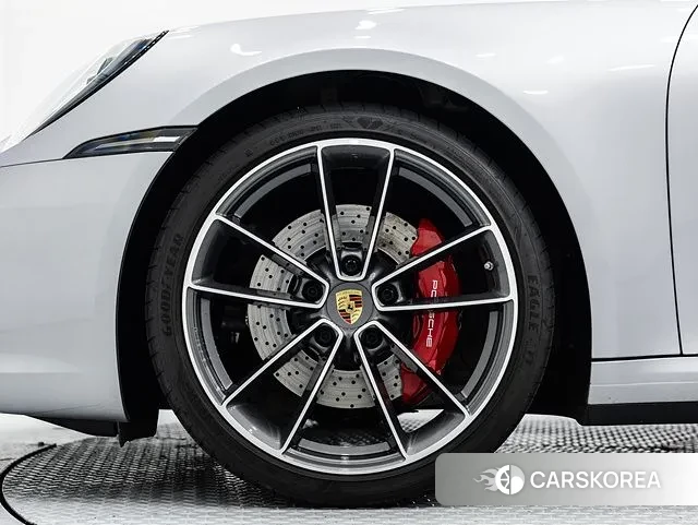 Porsche 911(992) id 3411824 из Кореи 15