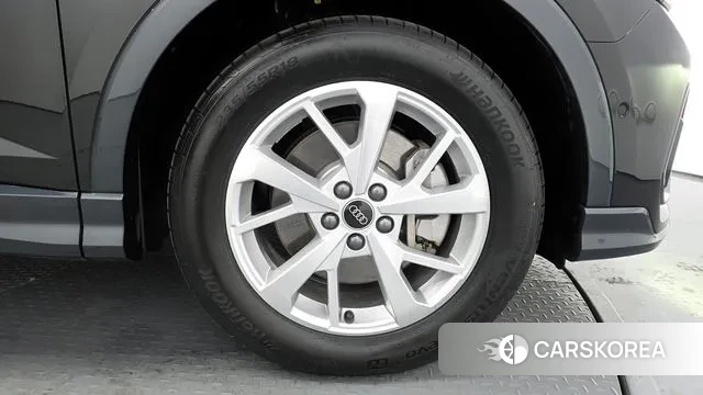 Audi Q3 (F3) id 3775747 из Кореи 15