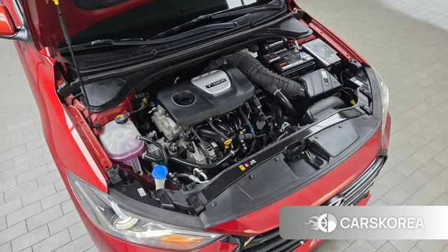 Hyundai Avante AD id 4856316 из Кореи 25