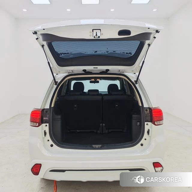Mitsubishi  Outlander id 4214560 из Китая 12