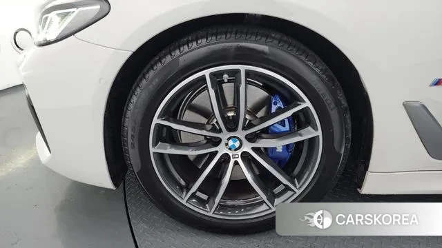 BMW 5 Series (G30) id 3591305 из Кореи 15