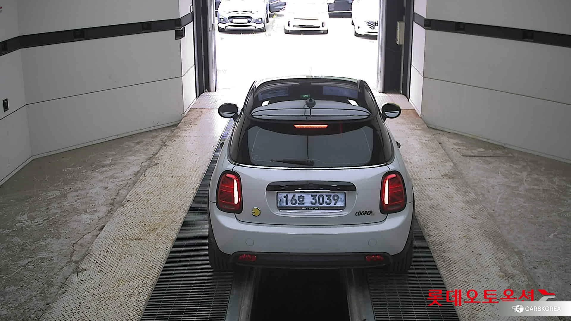 BMW MINI Cooper SE id 4498333 из Кореи 31
