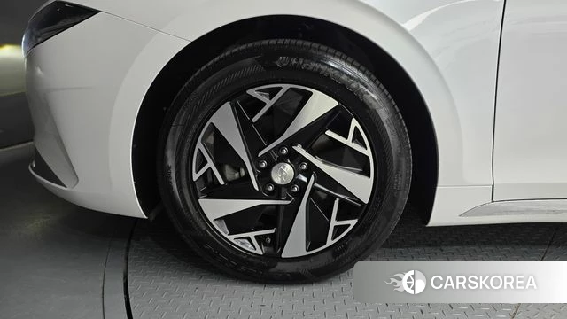 Hyundai The New Grandeur IG Hybrid id 4423875 из Кореи 27