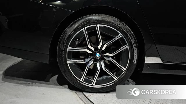 BMW 7 Series (G70) id 4669741 из Кореи 25